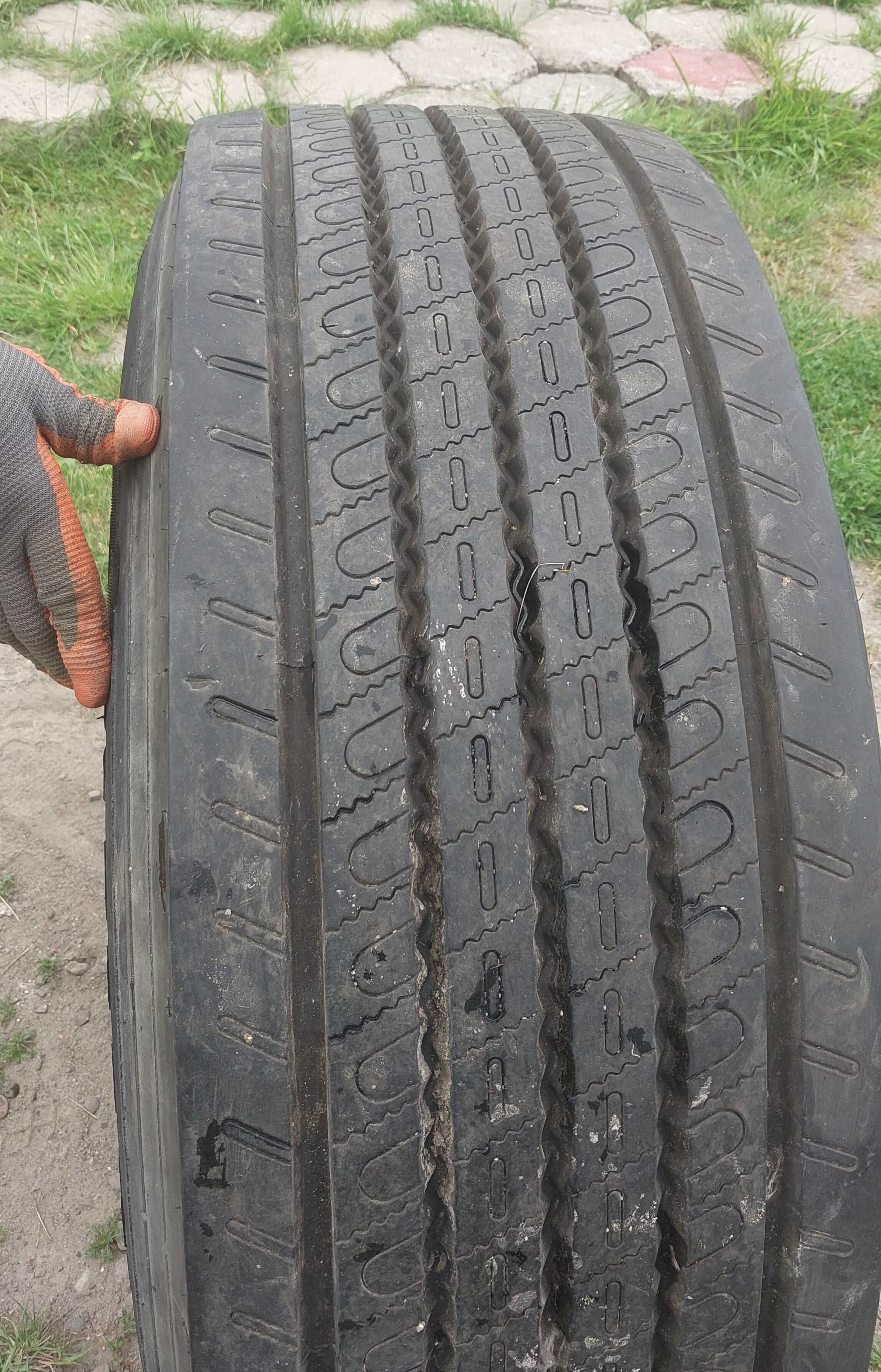 Komplet x2 felga i opona na powietrzu Matador przód 385/65 r 22,5