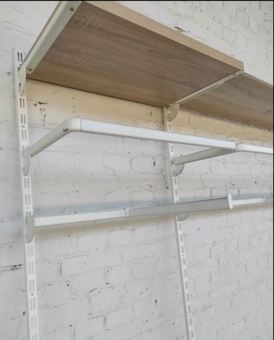 Обладнання для магазину одягу дешево оборудование для продажи одежды