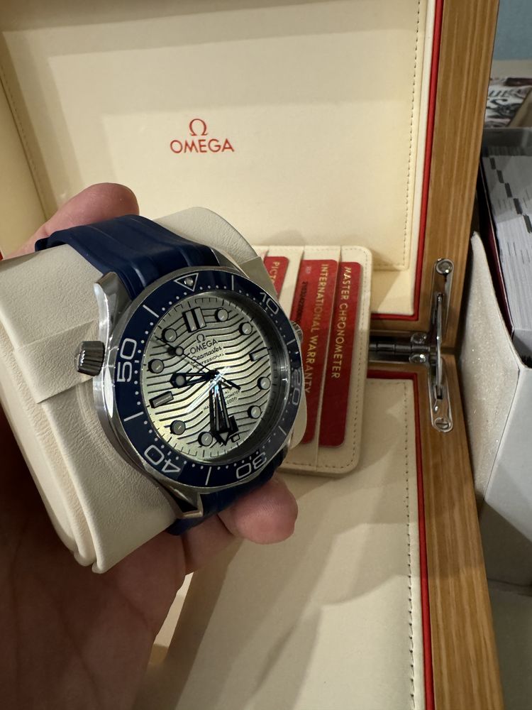 Omega seamaster 300