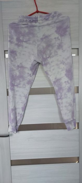 Spodnie dresowe dresy fiolet  dziewczęce cool club 146cm