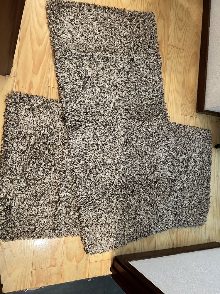 Conjunto de dois tapetes para quarto