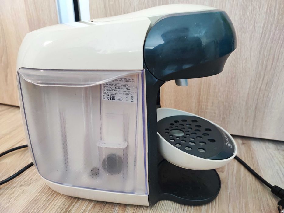 Капсульная кофеварка эспрессо Bosch Tassimo Happy идеальное состояние