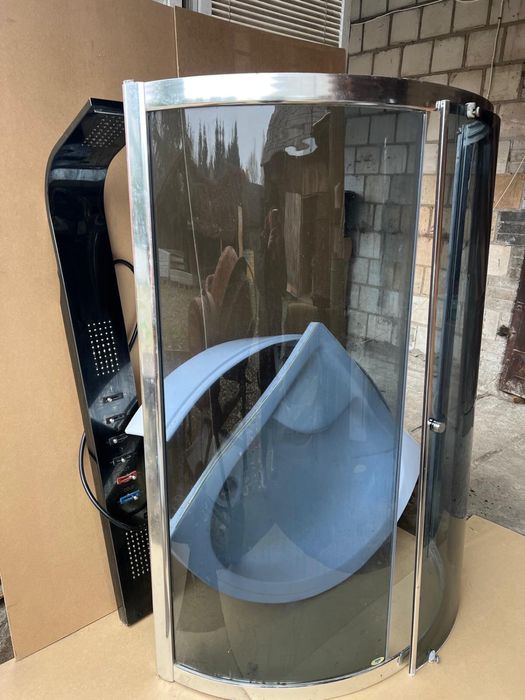 Kabina prysznicowa narożna z brodzikiem