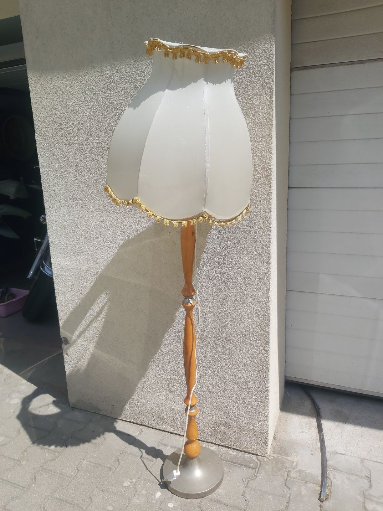 Lampa stojąca z abażurem PRL