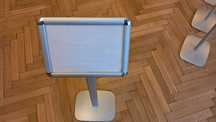 Stojak informacyjny, aluminium ,ramka zatrzaskowa, wys.120 cm