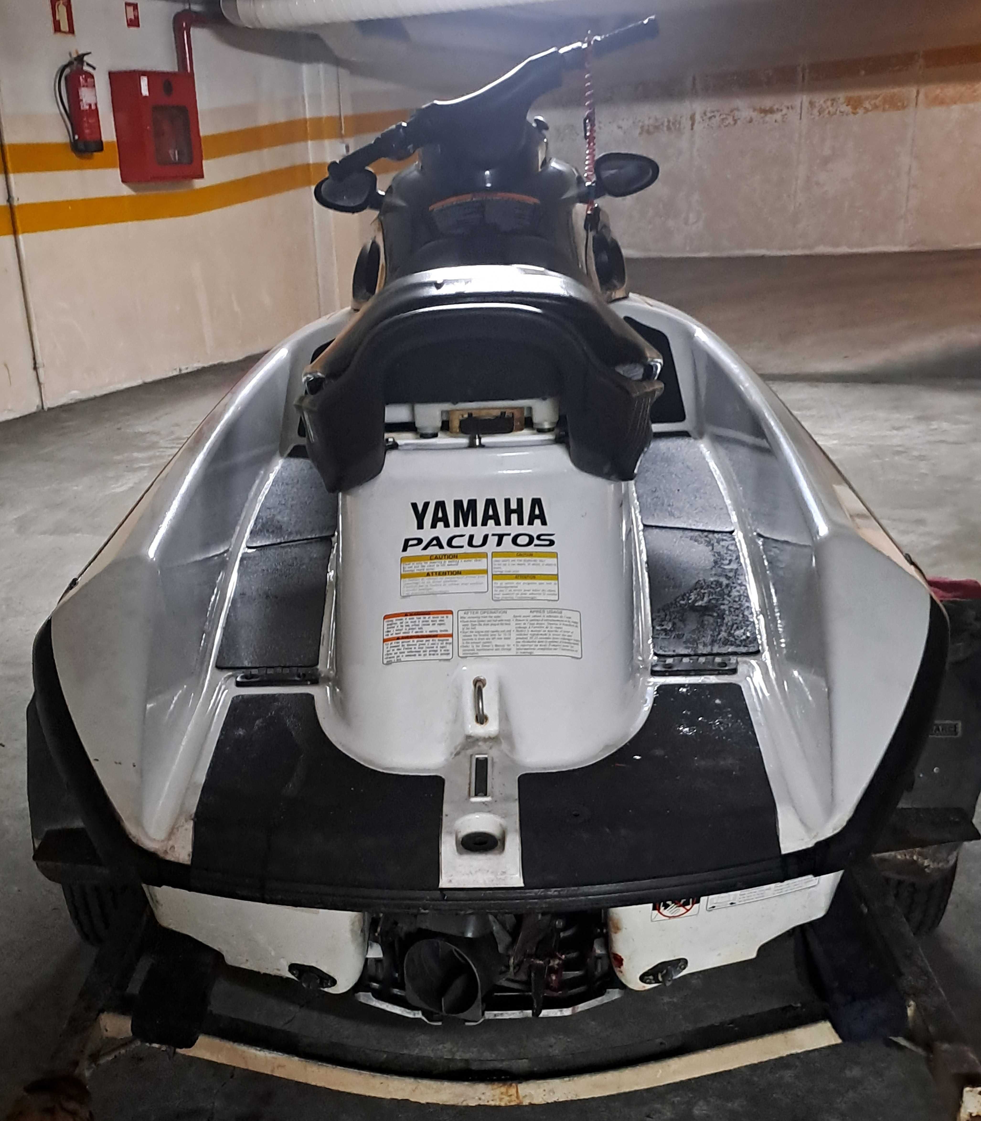 Yamaha Waverunner XL1200 Três Lugares