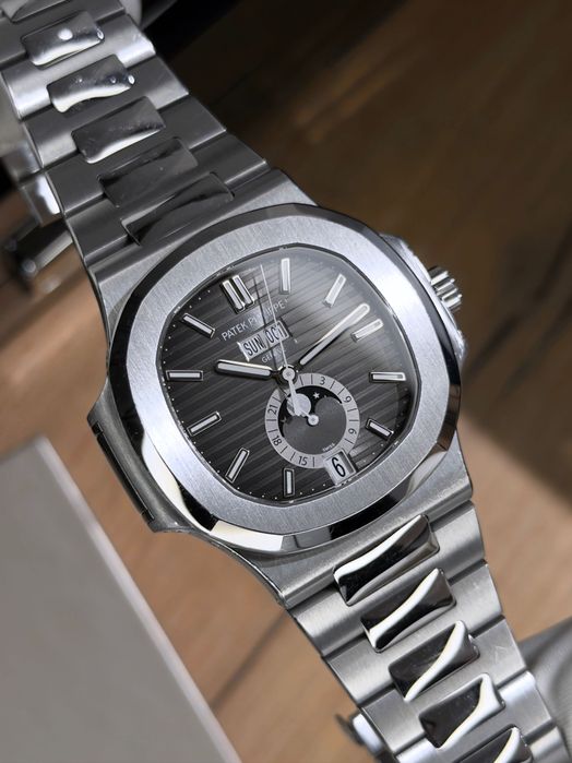 Patek Philippe Nautilus 5726/1A-001
