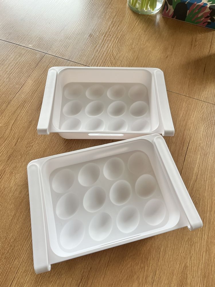 2 organizery na jajka do lodówki