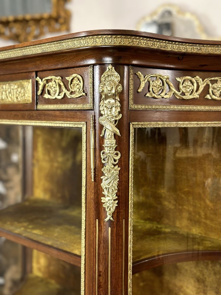 Vitrine Francesa Estilo Luís XV, Napoleão III