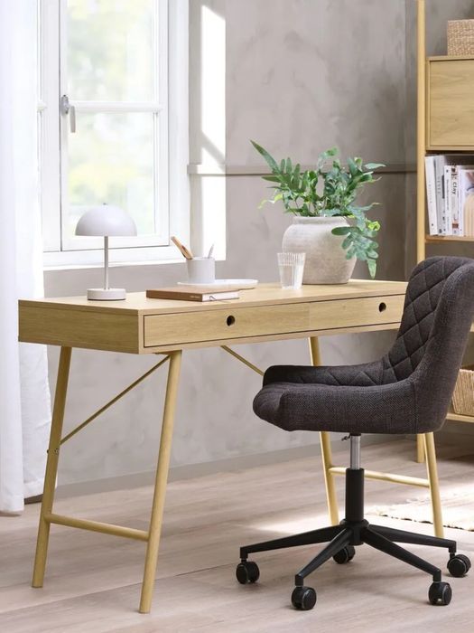 Secretária JYSK carvalho