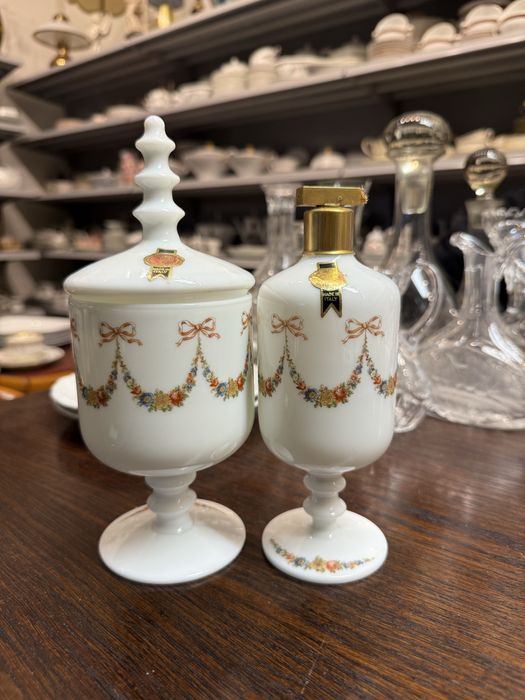 Pojemniki Italy butelki na nodze bomboniera Włoskie dekoracja 1886