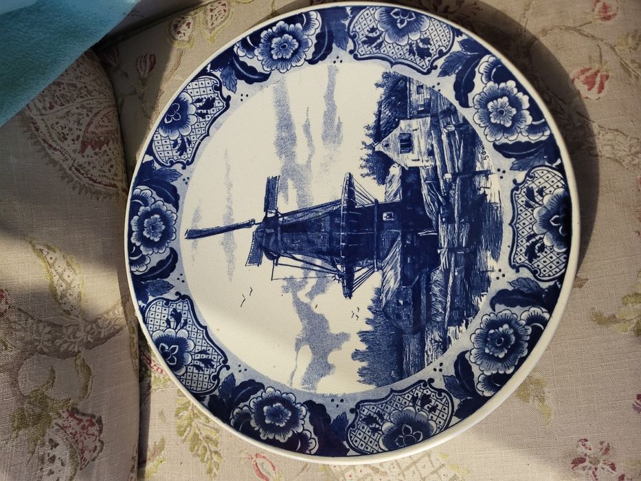 Duży ceramiczny talerz 39 cm Delft Wiatrak