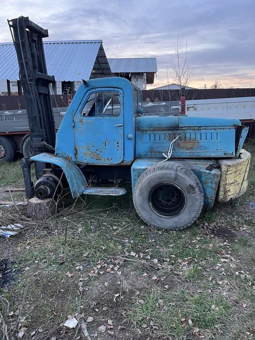 Лапи львівського автонавантажувача
