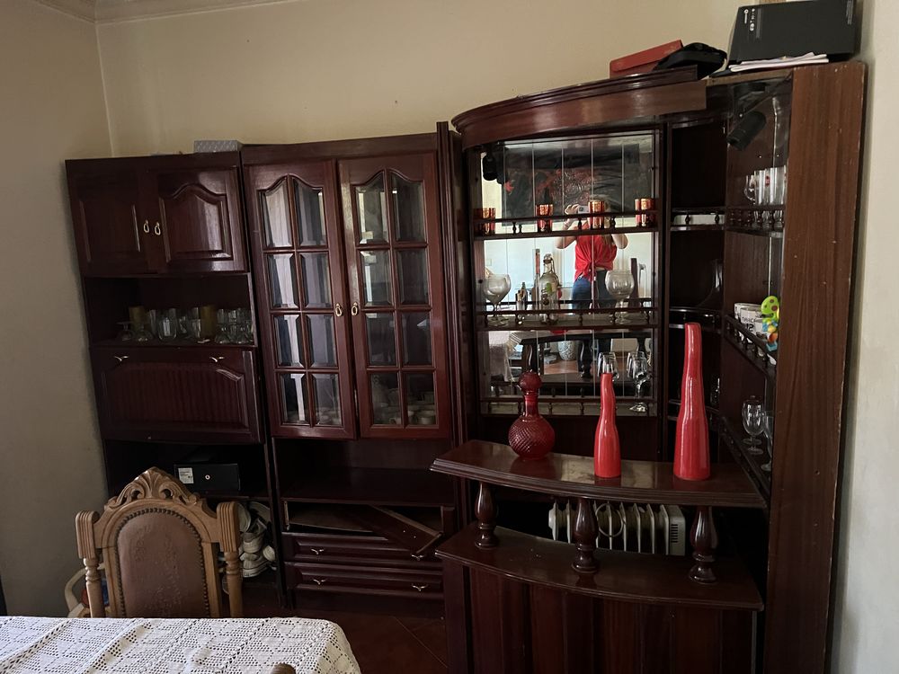 Vendo diferentes jarras