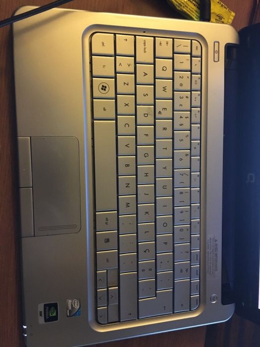 Portátil Compaq Mini 311C -1010SP