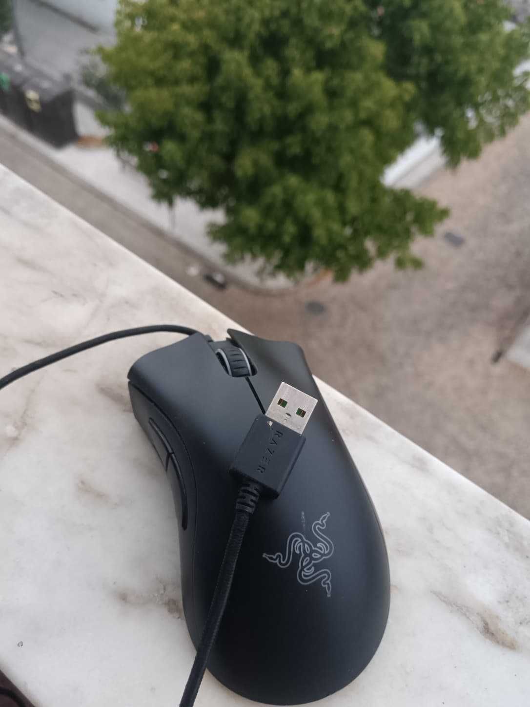 Rato gamer da Razer
