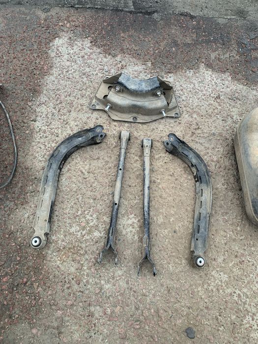 Ричаг задній цапфа барабан все в зборі задня ходова Fiat Doblo 263