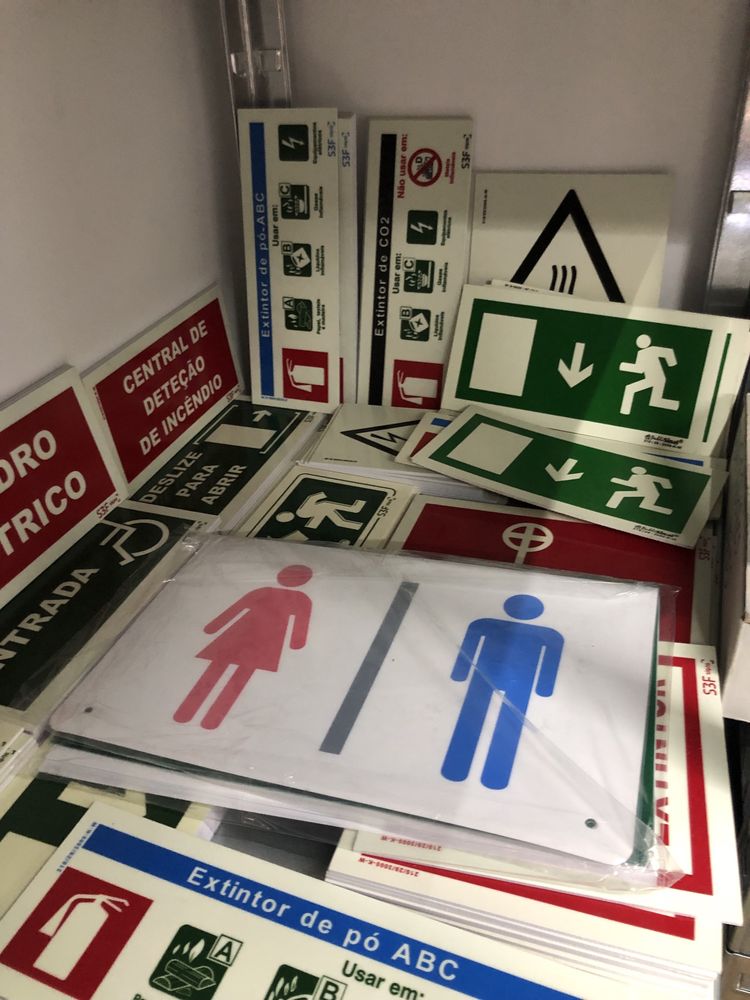 Placas de sinalização