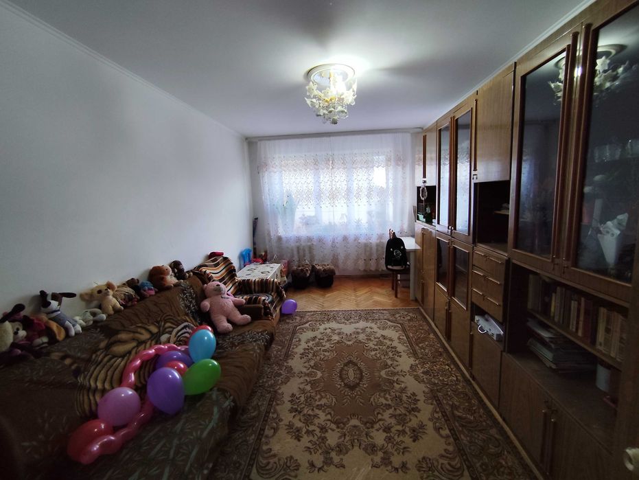 Продам 3-кімнатну квартиру, вул. Федорова