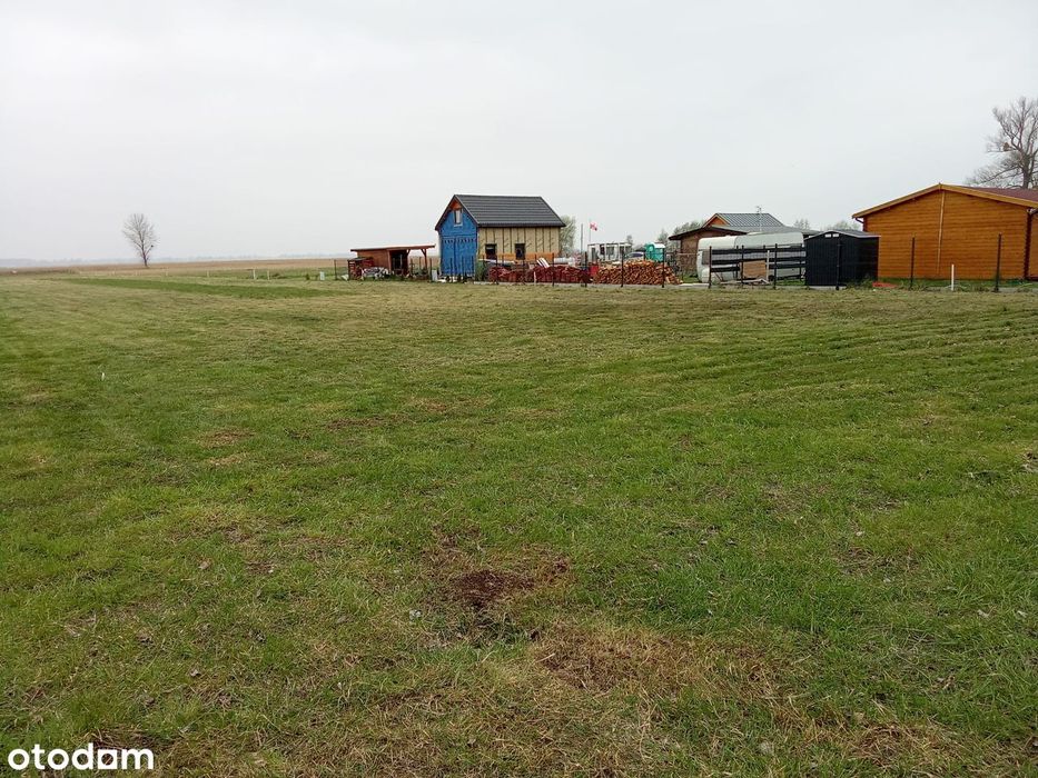 Działka nad Miedwiem z dostępem do wody