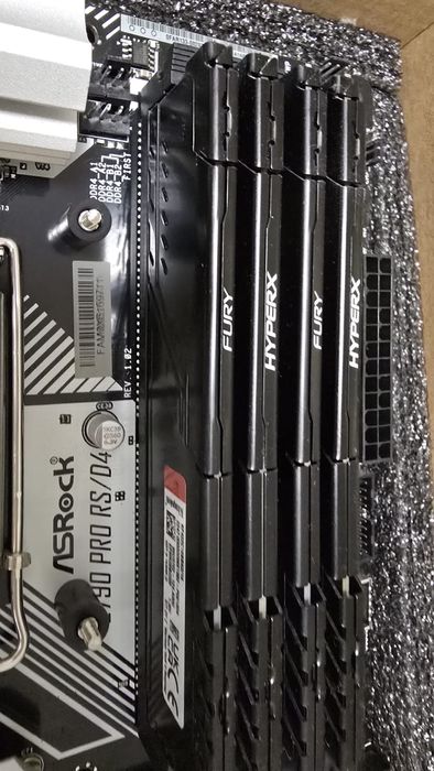 Asrock z790 Pro Rs/d4 intel i5 13600kf 24GB ram