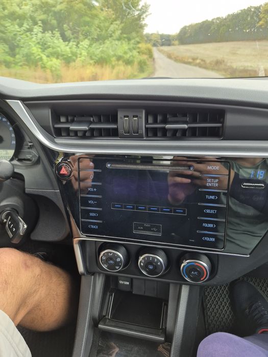 Продам  Тойоту короллу