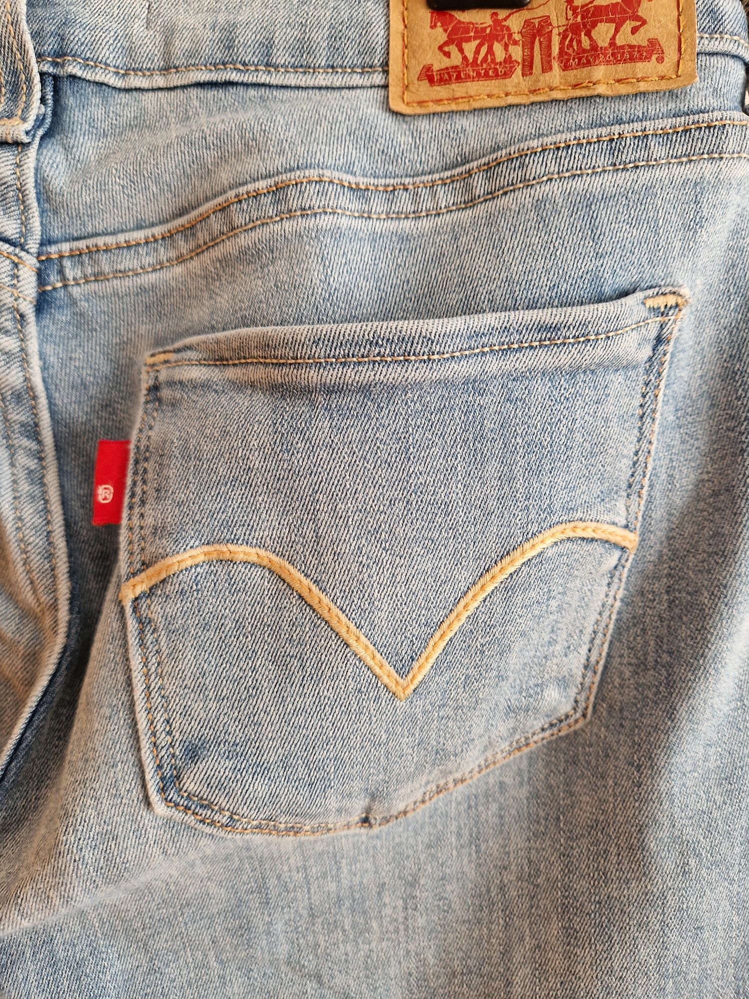 Jeans marca Levis