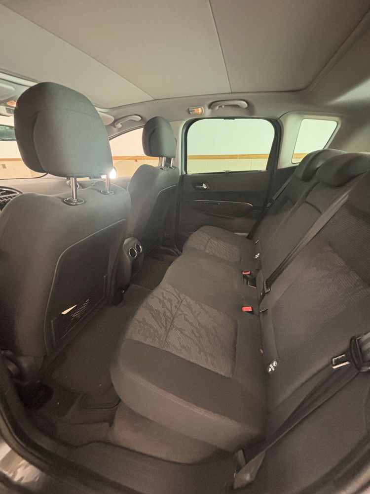 PEUGEOT 3008 e-HDI Allure