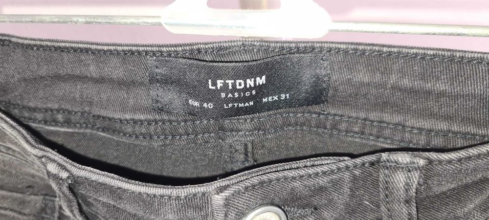 Calça de ganga preta para homem