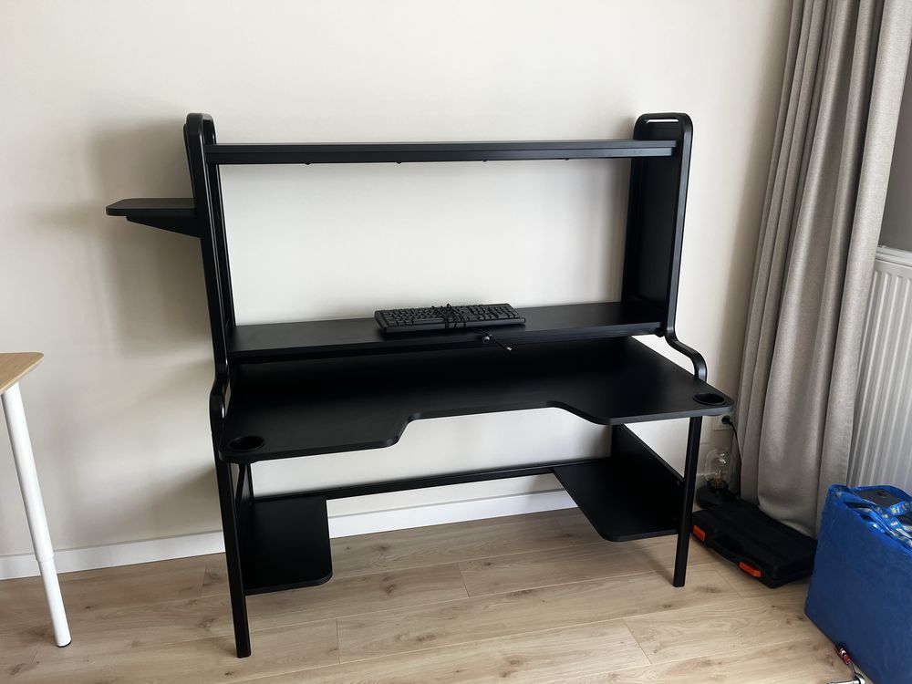 Biurko fredde ikea