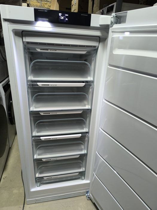 Морозильна камера Liebherr GN 3235 NoFrost