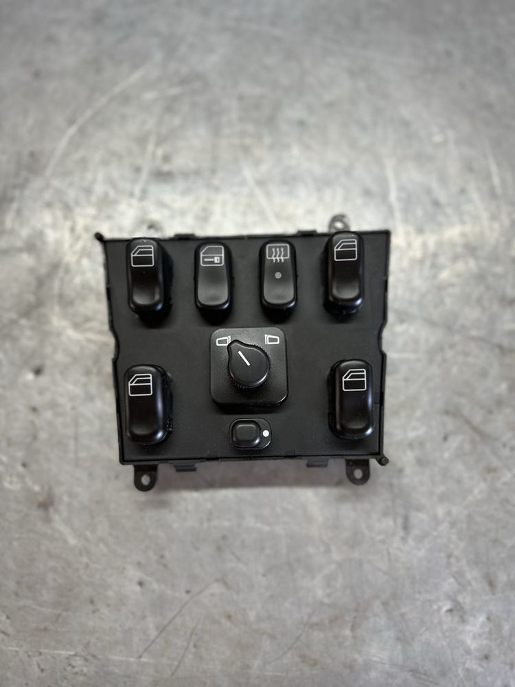 Блок кнопок Mercedes ML 163