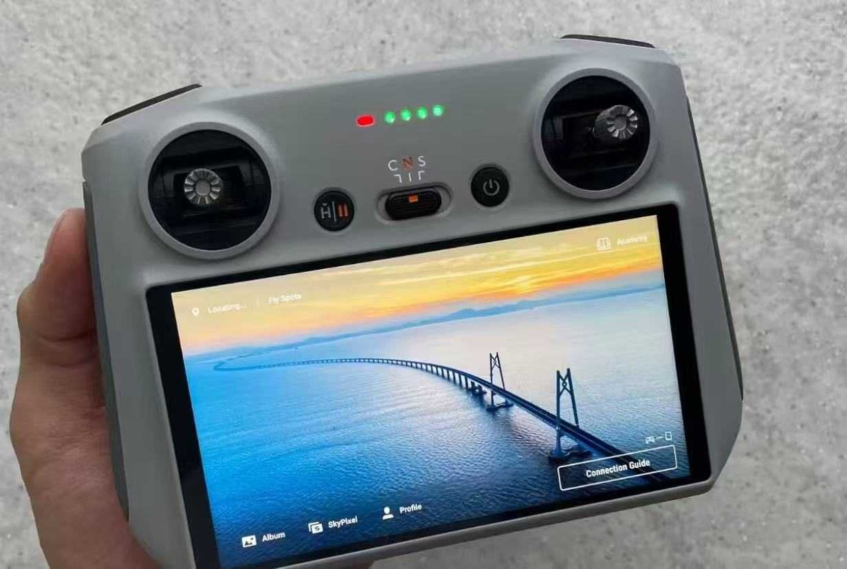 DJI RC controller/ Fernbedienung RM330 neu!