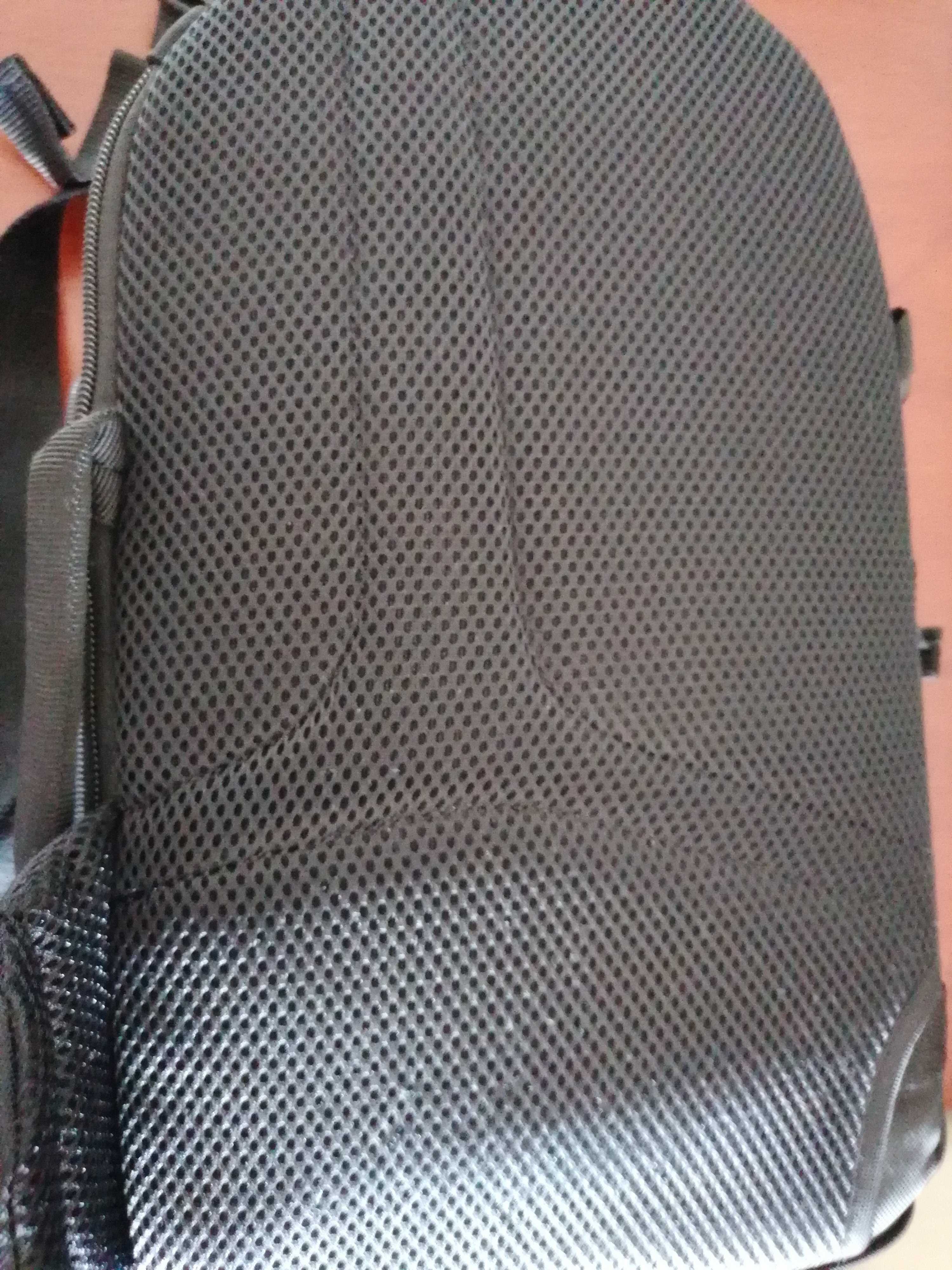 Bolsa Compacta Case logic como nova