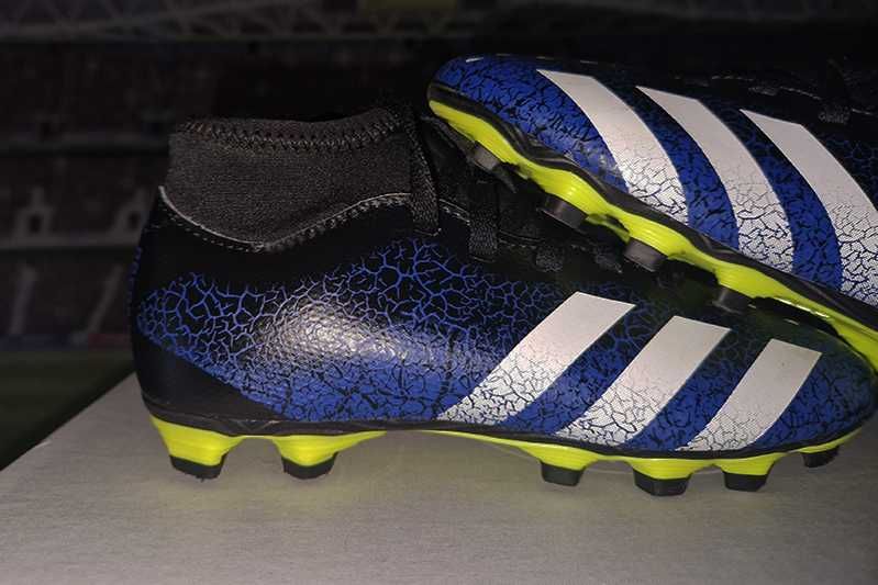 Adidas Predator Freak.4 FxG korki lanki size: / 30 dł. wkładki: 18 cm.