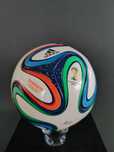 Piłka Adidas Brazuca