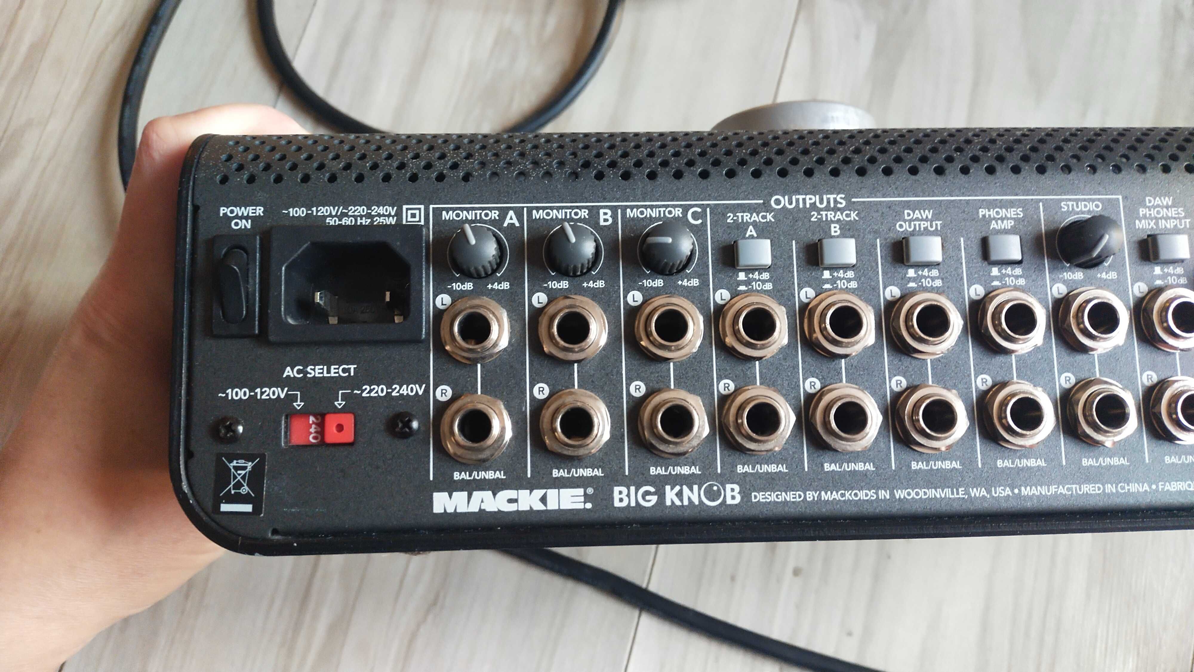 Mackie Big Knob, Studio Command System / używany