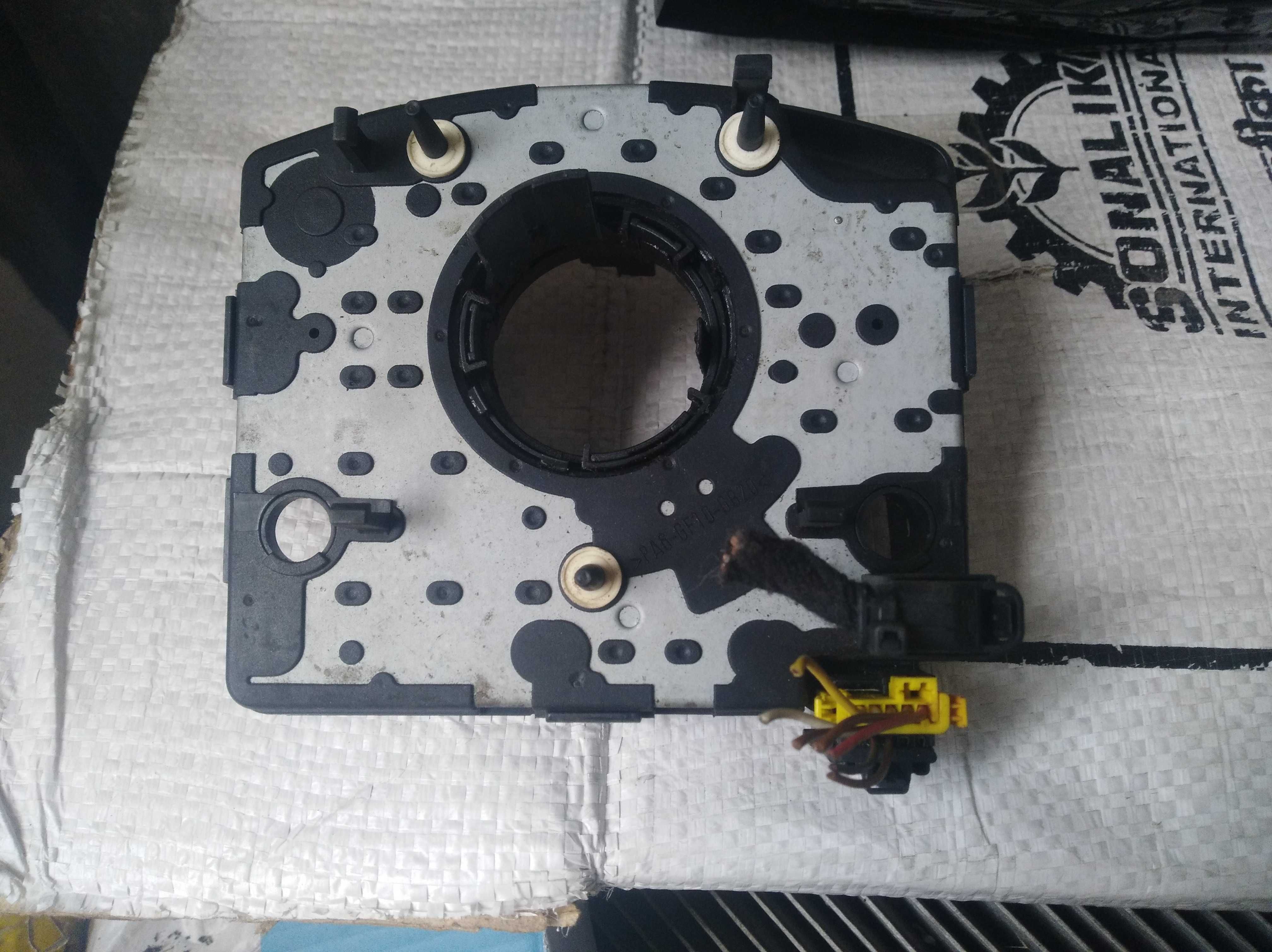 Czujnik Kąta Skrętu Taśma Zwijak Audi VW Seat Skoda