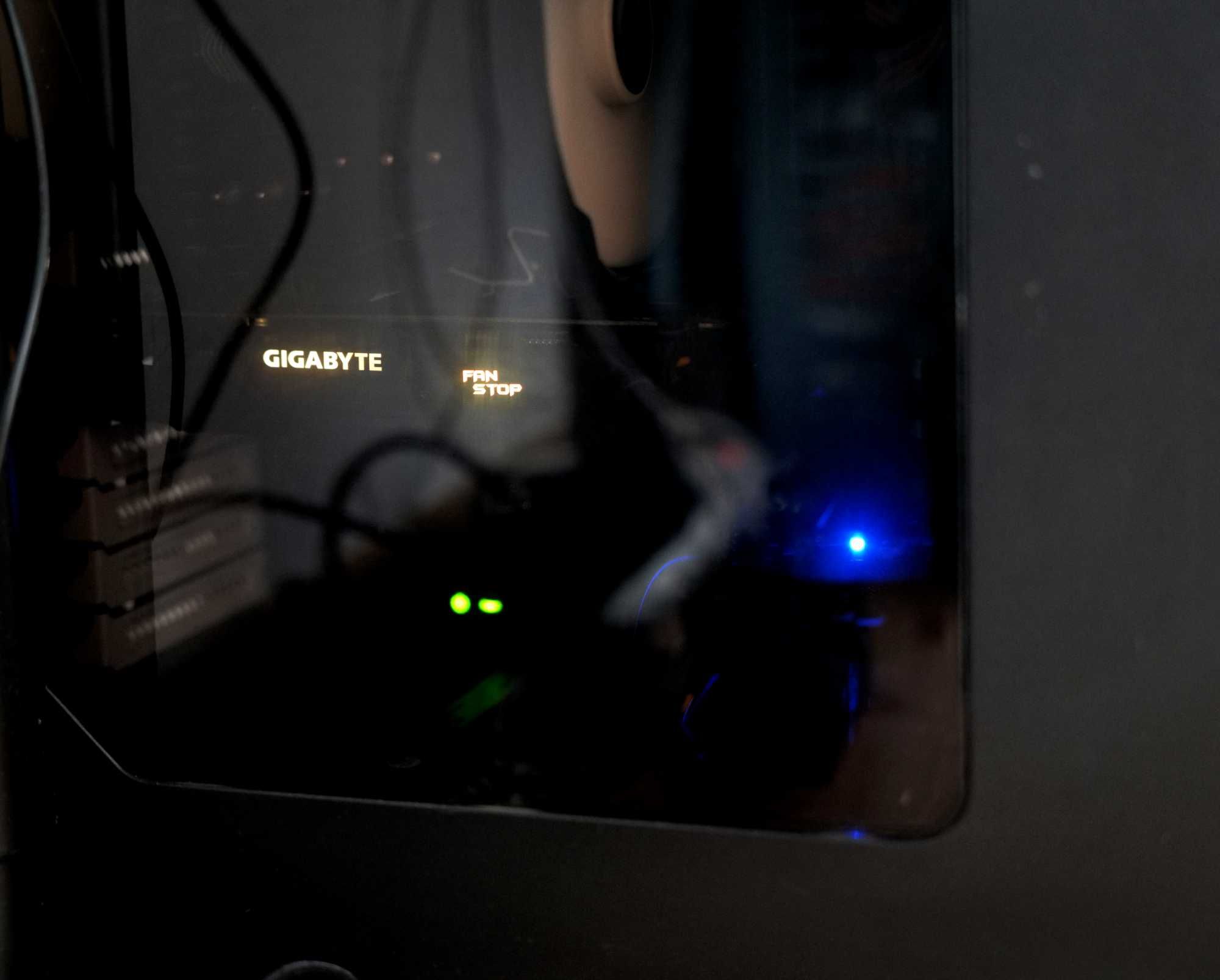 Zadbany komputer do montażu i gamingu–Intel core i7, 16gb ddr3 + dyski