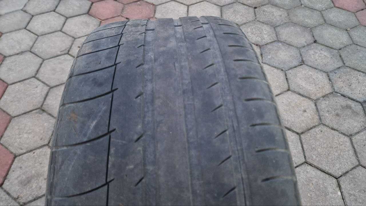 Резина Michelin Pilot Sport 235x45R17 одиночка