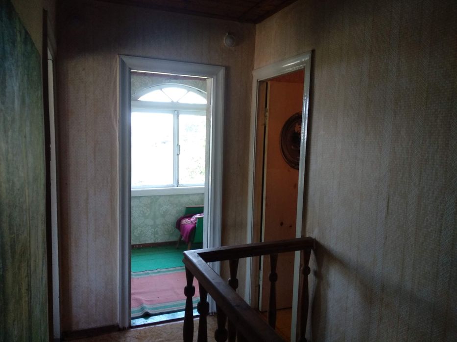 Будинок з земельною ділянкою 7 соток