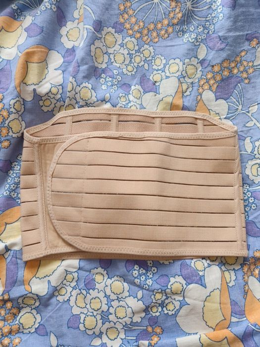 Бандаж післяпологовий, післяопераційний