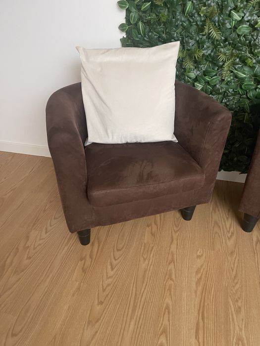 Cadeirão de sala ou quarto (duas unidades)