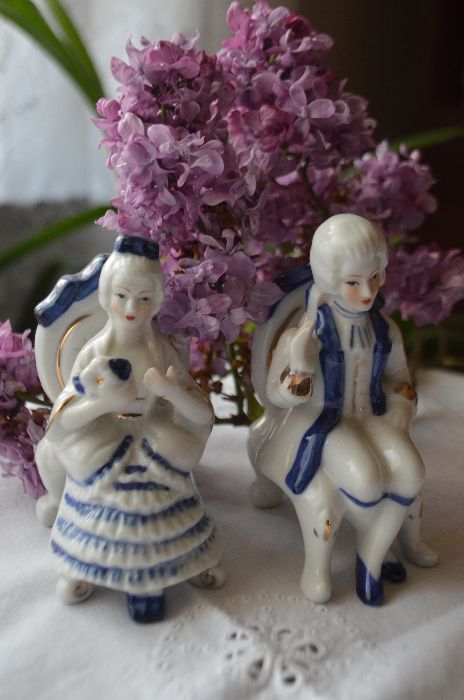 para dworska z porcelany figurka