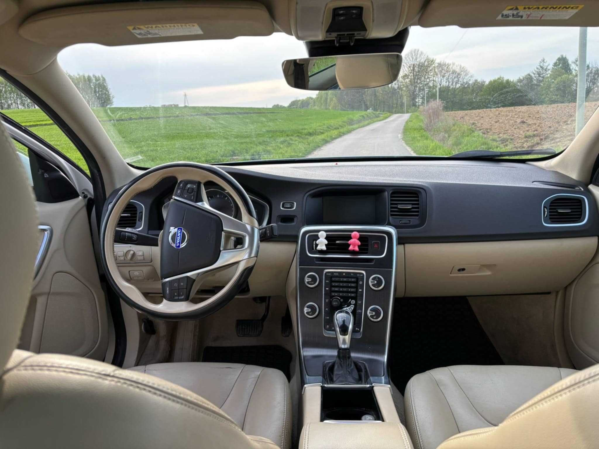 Volvo S60 II 2.5t AWD
