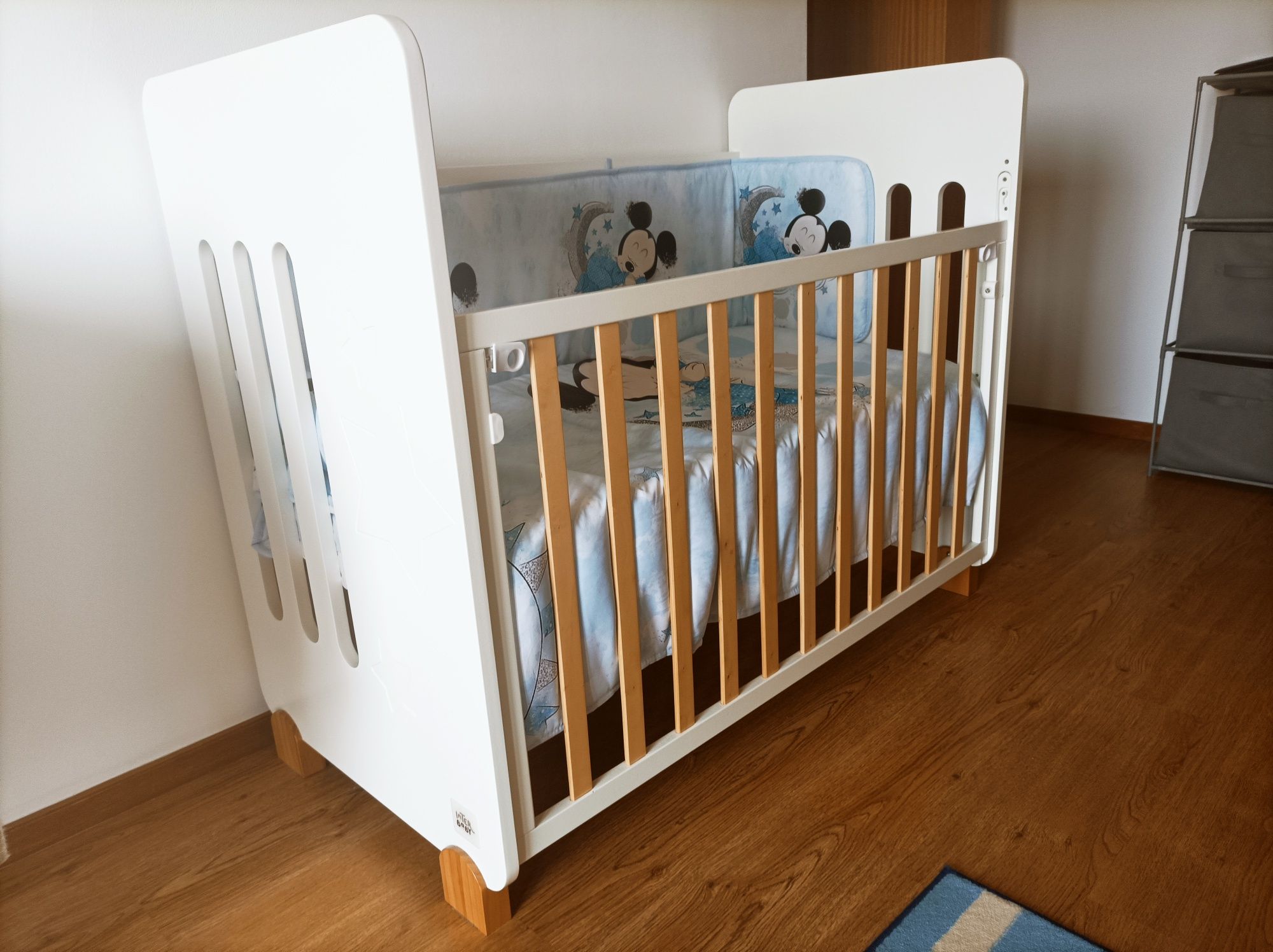 Cama para bebe / berço