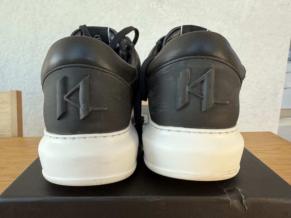KARL LAGERFELD KAPRI Mens KC rozm. 45 jak nowe