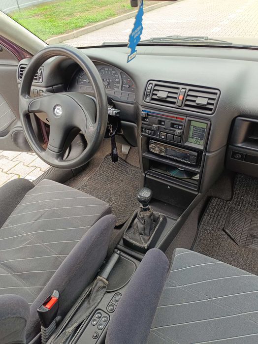 Vectra A 2.0 Gt 100