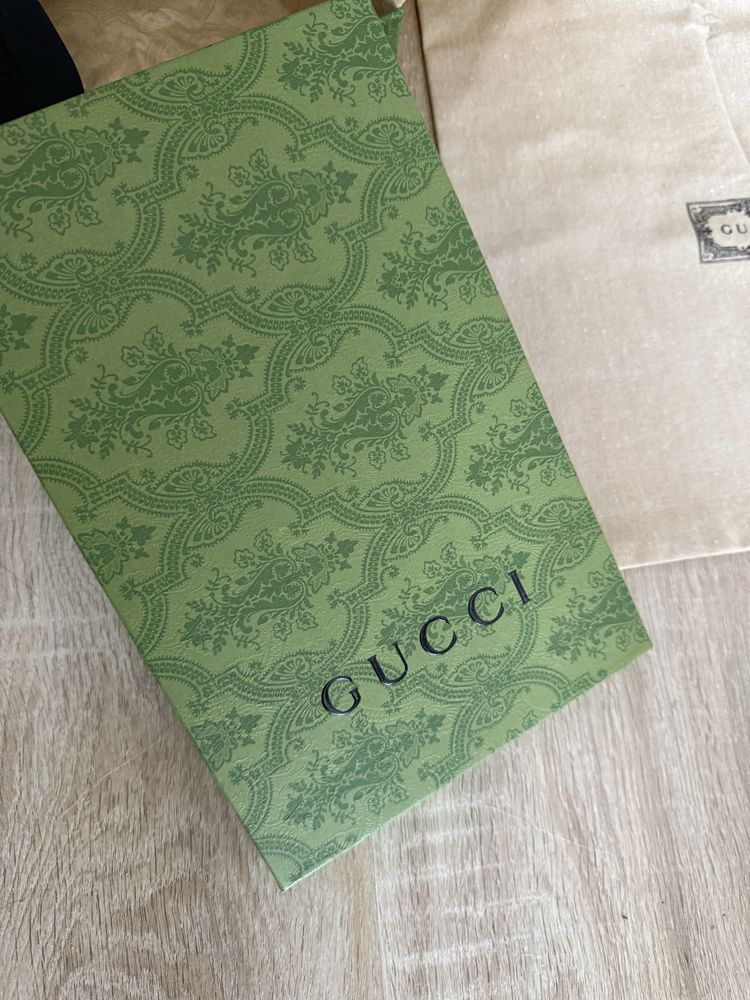 Klapki GG Gucci Lato sandały japonki