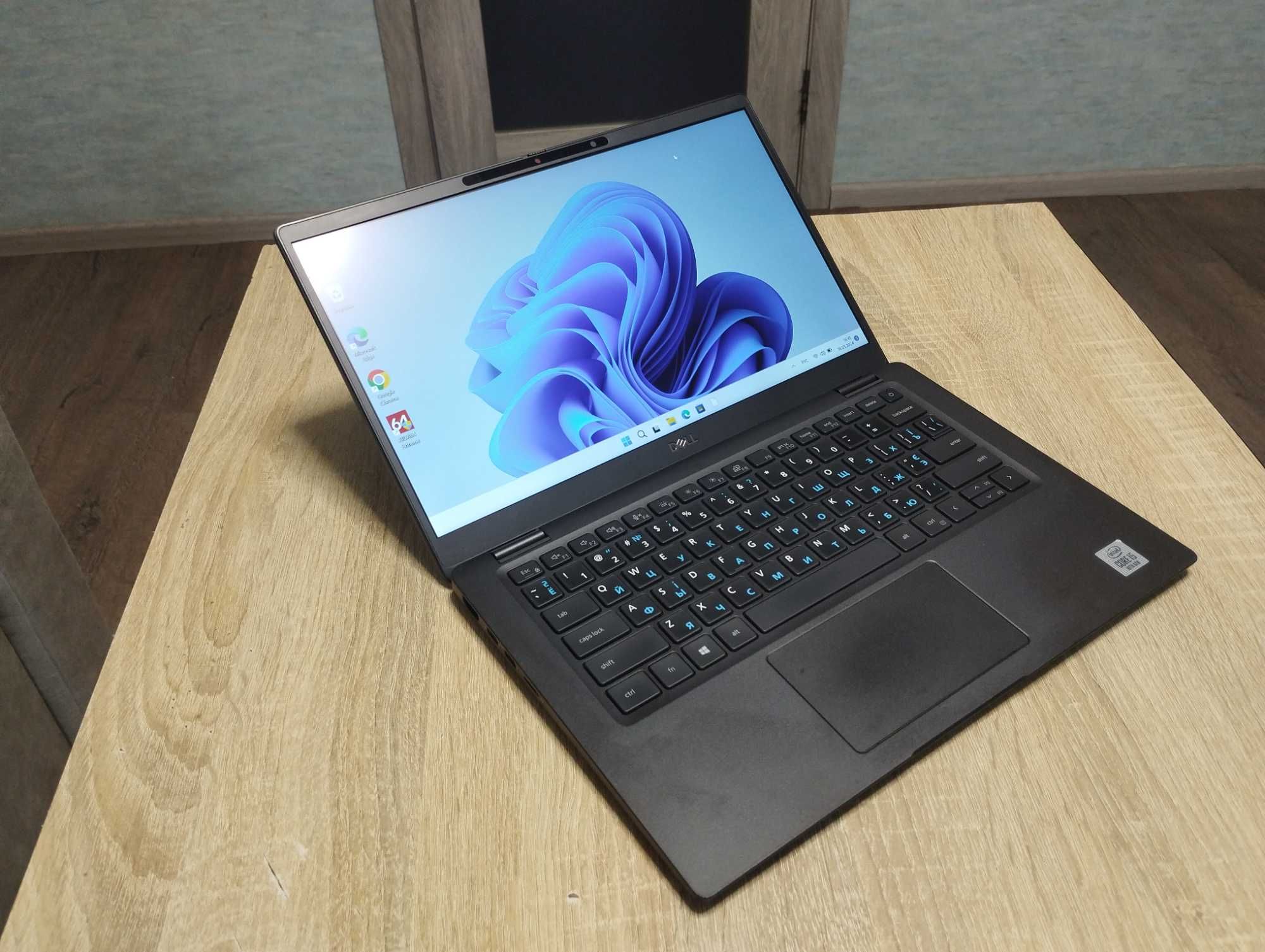 Ноутбук Dell Latitude 7310,8 Ядер I5-10210U,DDR4 8GB,SSD 256GB IPS FHD